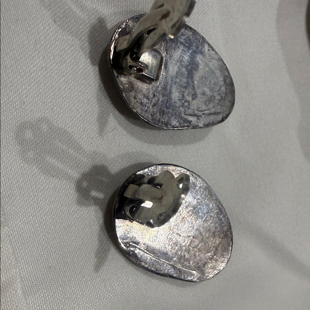 Vintage Turquoise and Silver Women's clip-on Earrings - Picture 3 of 4